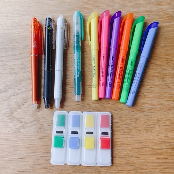 Pilot FriXion Ball Clicker Pen, Big Fluorescent Pen, staple page flags - Picture 6 of 8